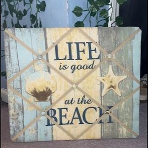 “Life is good at the beach” Hanging Picture Holder